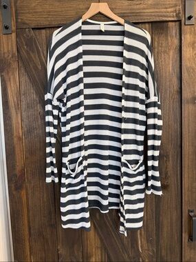 Striped Open-Front Cardigan - Gray & White